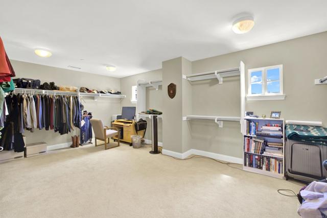 11443 Stockwood Cove, San Diego CA: https://media.crmls.org/mediaz/0541a107-3264-4b48-87d2-20211065fa44.jpg