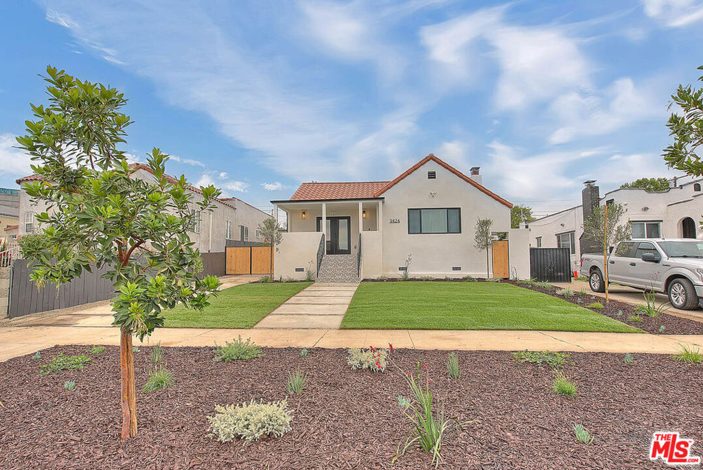 3424 W 76th Street