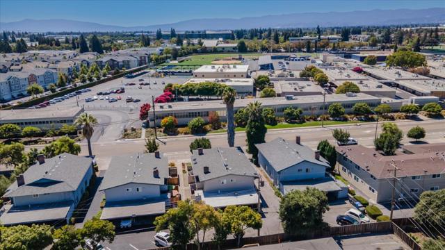775 E Duane Avenue, Sunnyvale CA: https://media.crmls.org/mediaz/05429718-3031-47f1-b6c9-57b6483bcf56.jpg