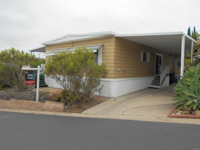 2003 Bayview Hts, San Diego CA: https://media.crmls.org/mediaz/0542bfc2-cae2-4d15-b707-7ec436f90658.jpg