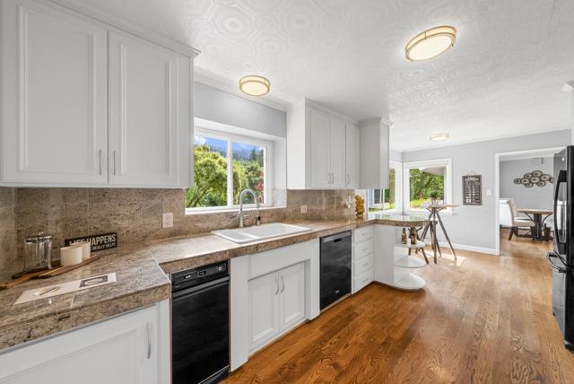 18301 Idylwild Road, Los Gatos CA: https://media.crmls.org/mediaz/0543f4ad-9974-4f96-8e20-f1f98a4fa03a.jpg