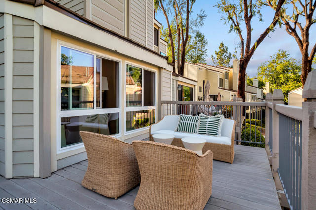 1228 S Westlake Boulevard, Westlake Village CA: https://media.crmls.org/mediaz/0544da67-22c5-4626-8584-ed9c63b3193b.jpg