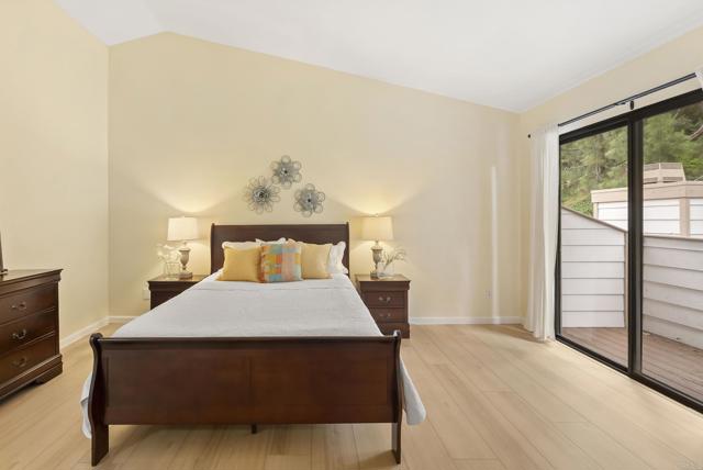 4535 Chateau Drive, San Diego CA: https://media.crmls.org/mediaz/0545901b-dfff-467b-95c7-2ce8acd2b556.jpg