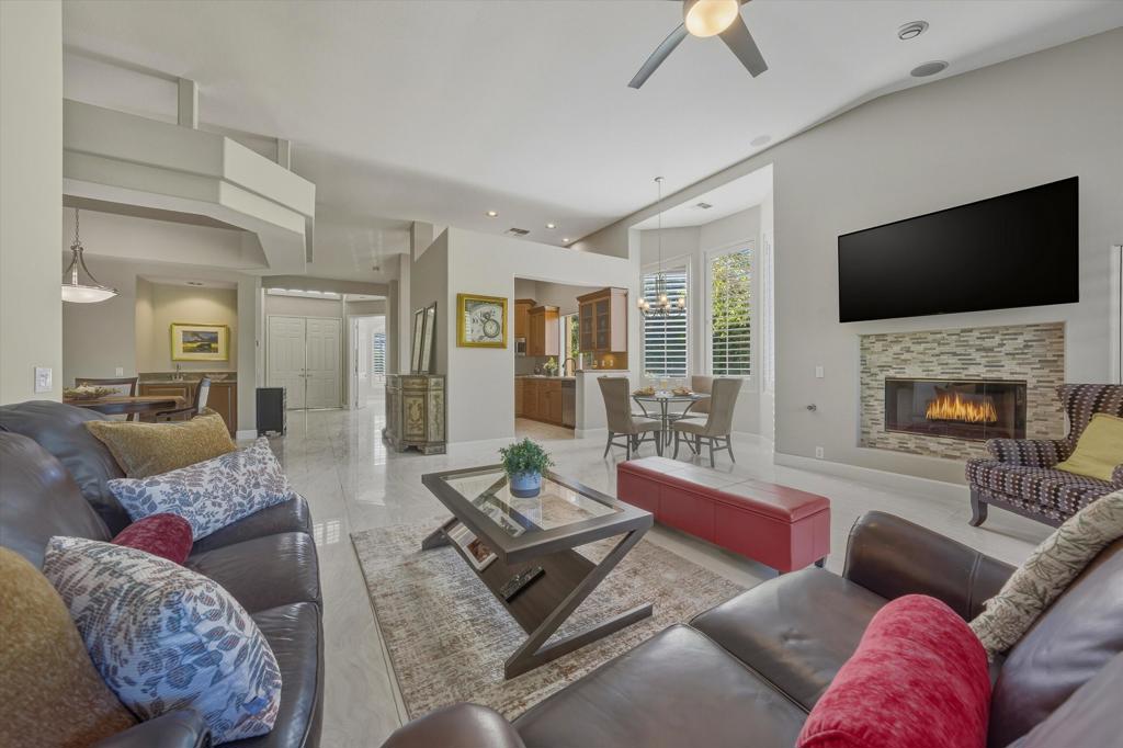 MLS #219139335DA image #16