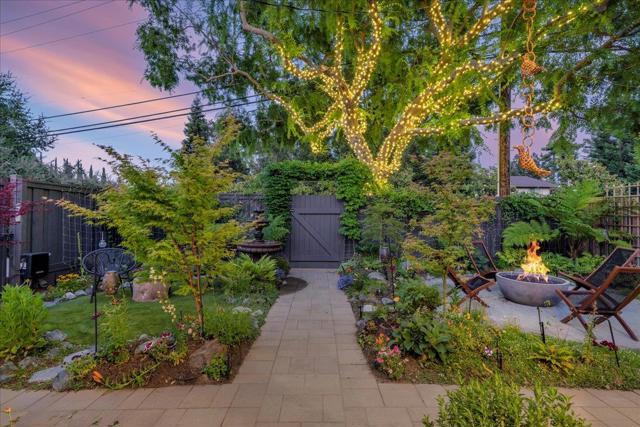 15415 Winchester Boulevard, Monte Sereno CA: https://media.crmls.org/mediaz/0546e6e7-2c9f-47c6-8f6d-dd7e65987781.jpg