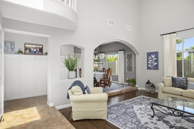1990 Willowbrook Drive, Oceanside CA: https://media.crmls.org/mediaz/0546f47b-49c7-443a-9fb2-9ee45efec989.jpg