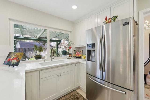 5459 Entrada Cedros, San Jose CA: https://media.crmls.org/mediaz/0547981f-557e-4a8c-a658-25d087260adf.jpg