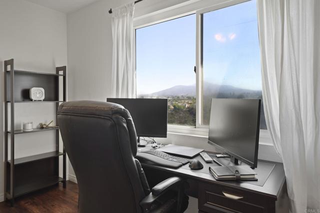 575 Otay Lakes Rd, Chula Vista CA: https://media.crmls.org/mediaz/0547ee4c-9faf-4769-8b96-9a9d224dd444.jpg