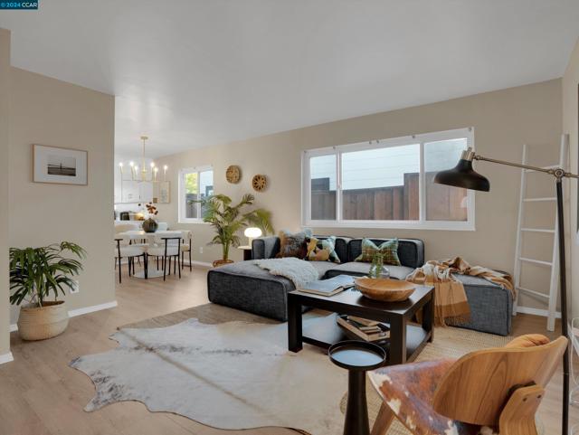 Image 4 of 31 For 1643 San Benito St