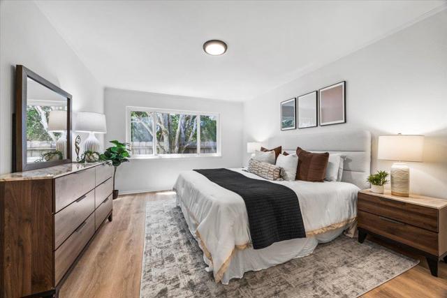 35 Mountain View Place, San Mateo CA: https://media.crmls.org/mediaz/0548ba71-9787-4bae-8d5a-c5cf166c3093.jpg