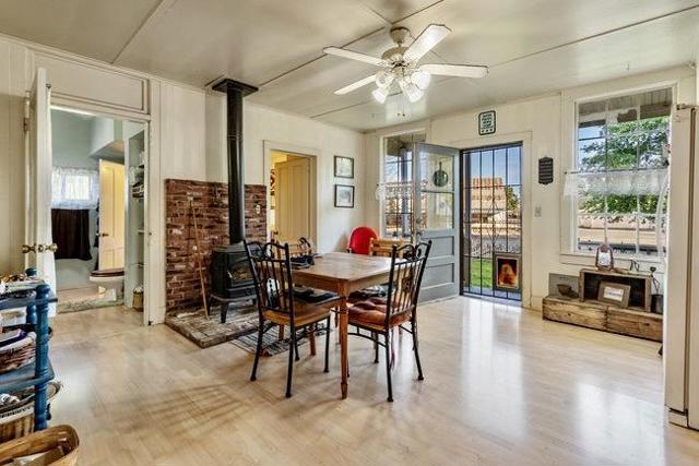 610 San Felipe Road, Gilroy CA: https://media.crmls.org/mediaz/054a487b-eb42-4a2e-a52f-5759448548ab.jpg