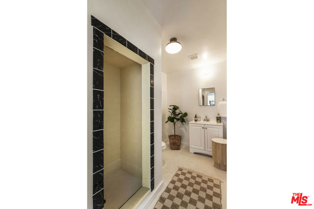 2316 Kenilworth Avenue, Los Angeles CA: https://media.crmls.org/mediaz/054aa53e-2d45-4964-b309-86b60fa6ce3f.jpg