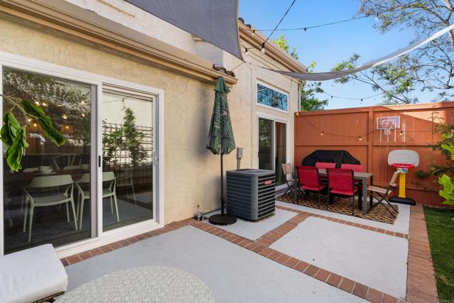 750 Breeze Hill Road, Vista CA: https://media.crmls.org/mediaz/054b3406-2819-4722-b7bd-aa8e2c65863b.jpg