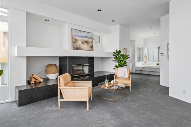 Image 26 of 50 For 25 Green Turtle Rd