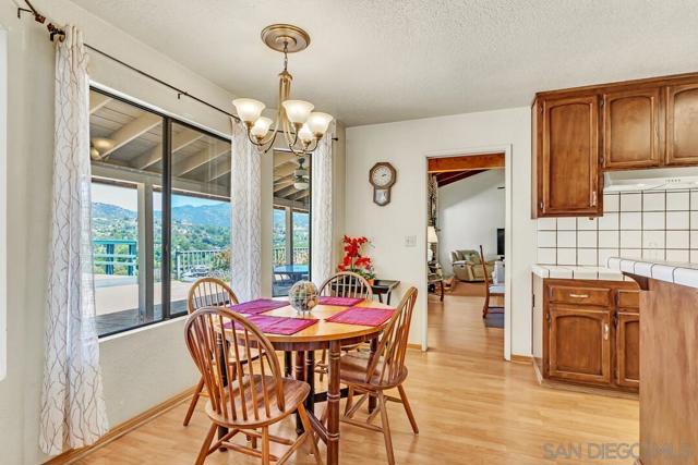 3176 Via Viejas, Alpine CA: https://media.crmls.org/mediaz/054b8481-9699-48ee-864a-c07be9a24d30.jpg