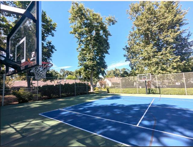 1104 Holly Oak Circle, San Jose CA: https://media.crmls.org/mediaz/054c0264-9f58-4c56-ac1c-2c3927cb63f5.jpg