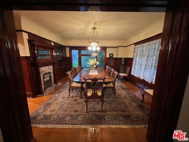 1340 Carroll Avenue, Los Angeles CA: https://media.crmls.org/mediaz/054c17dc-3290-4947-92d9-86b364d9ecea.jpg