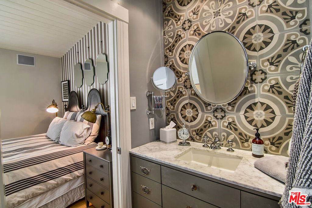 MLS #25621163 image #15