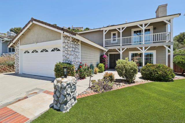 9233 Lethbridge Way, San Diego CA: https://media.crmls.org/mediaz/054c83ad-70af-4bd1-b8fe-e37f1068908a.jpg
