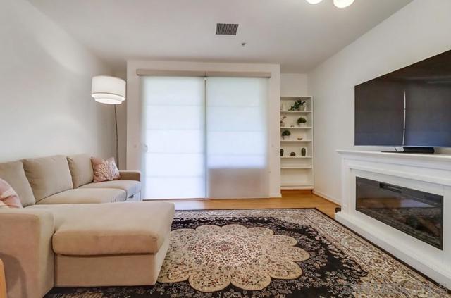 1465 C St, San Diego CA: https://media.crmls.org/mediaz/054c9788-5a40-4515-b890-00fd8a9f7703.jpg