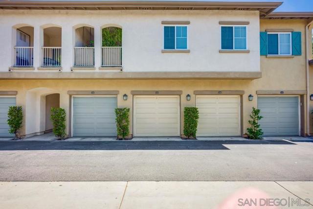 26374 Arboretum Way, Murrieta CA: https://media.crmls.org/mediaz/054ce427-d176-406b-881f-128d3fd95725.jpg