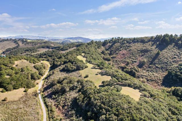 8425 Alta Tierra (Lot 66), Carmel CA: https://media.crmls.org/mediaz/054dbd05-9e64-4862-877c-c40400fe5167.jpg