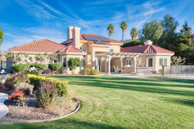 2021 Brittany Park Road, Camarillo CA: https://media.crmls.org/mediaz/054dbd0a-6b93-4136-b8f5-e2c2490f80b0.jpg