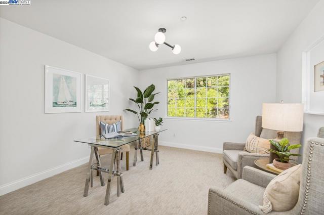 Image 27 of 48 For 952 Gray Fox Cir