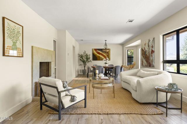 5710 Terra Bella Lane Lane, Camarillo CA: https://media.crmls.org/mediaz/054e69cc-b813-4173-86f4-2fead8c34999.jpg