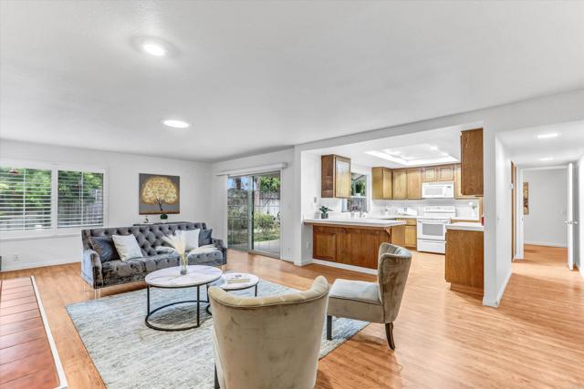 Detail Gallery Image 19 of 42 For 805 Plaza Mar, Chula Vista,  CA 91910 - 4 Beds | 2/1 Baths