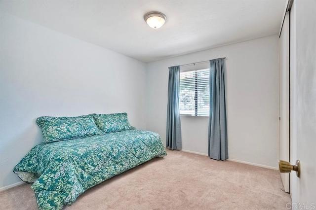 5251 Hubbert St, Oceanside CA: https://media.crmls.org/mediaz/05500b89-f904-4a58-92ae-7e0a87b23021.jpg