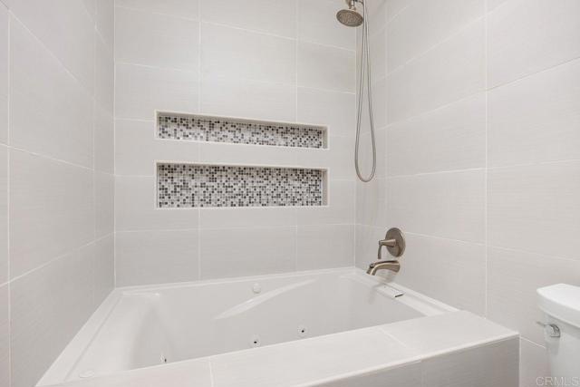 Detail Gallery Image 30 of 45 For 2433 La Costa Ave. a,  Carlsbad,  CA 92009 - 2 Beds | 2/1 Baths