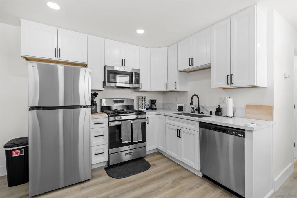 MLS #250045660SD image #11