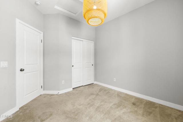 623 W Foothill Boulevard, Glendora CA: https://media.crmls.org/mediaz/05527c32-a88b-49ef-b726-78aca2b8e264.jpg