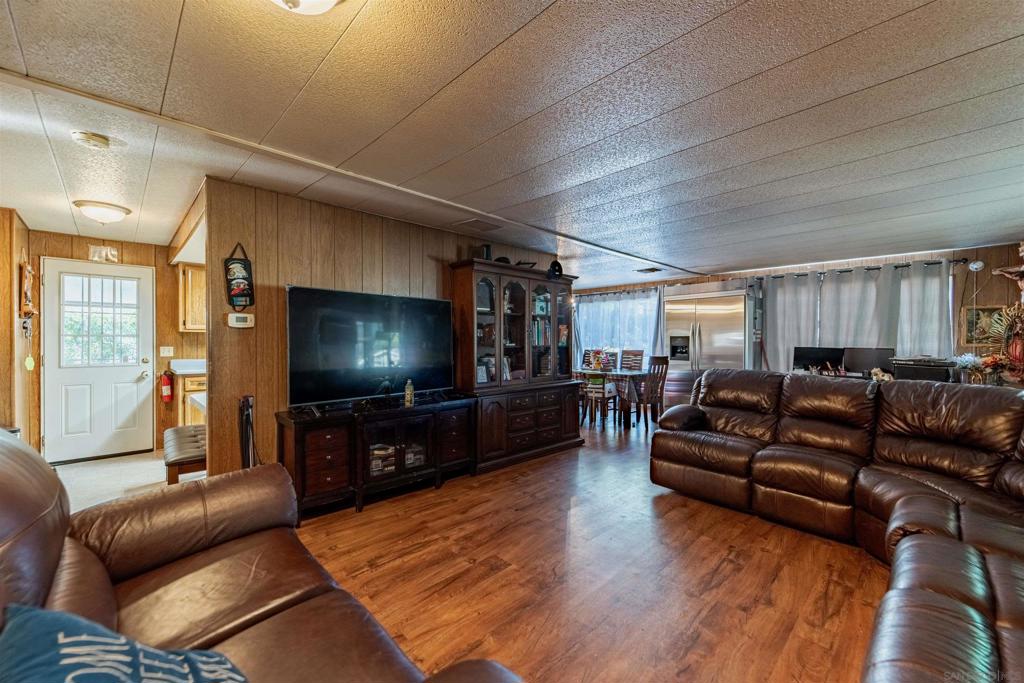 MLS #250043059SD image #9