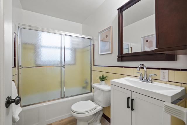 881 Richmond Avenue, San Jose CA: https://media.crmls.org/mediaz/0552a286-d5a9-431e-aa35-64cd75b3cb95.jpg