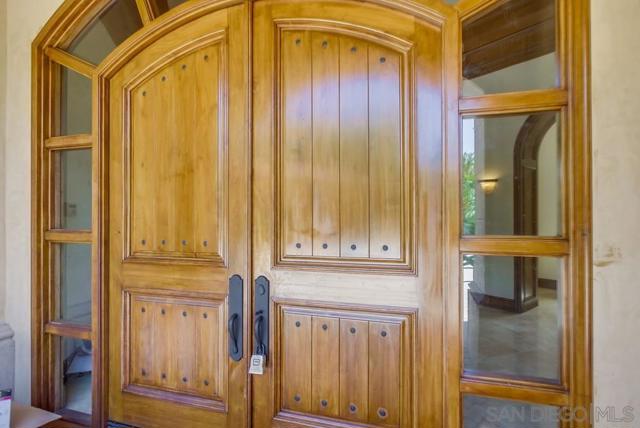14175 Biscayne, Poway CA: https://media.crmls.org/mediaz/055488bb-353e-474e-8ff4-e62ab868a0c2.jpg