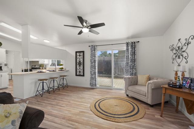 8620 Atlas View Drive, Santee CA: https://media.crmls.org/mediaz/0555d048-8d4f-4e39-8428-faf23a0bef3e.jpg