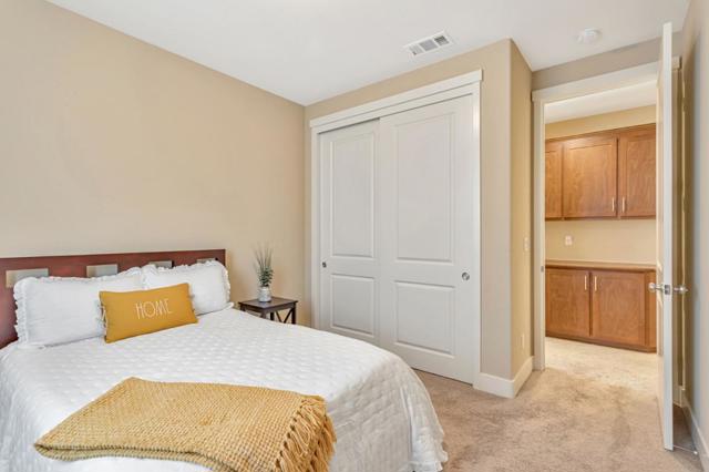 1575 Sunflower Drive, Hollister CA: https://media.crmls.org/mediaz/0555e4d3-af07-46c7-9575-de564bfd40ad.jpg