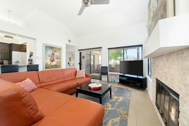17 Margarita Road, Palm Desert CA: https://media.crmls.org/mediaz/0556733b-e4e3-4aa4-b873-5404fab0039b.jpg