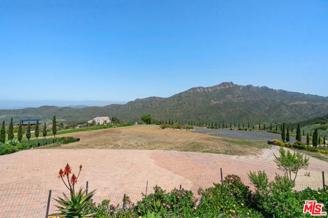 10825 Pacific View Drive photo 32