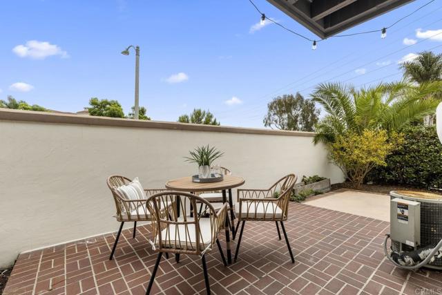 Detail Gallery Image 27 of 45 For 7012 Goldenrod Way, Carlsbad,  CA 92011 - 3 Beds | 2/1 Baths