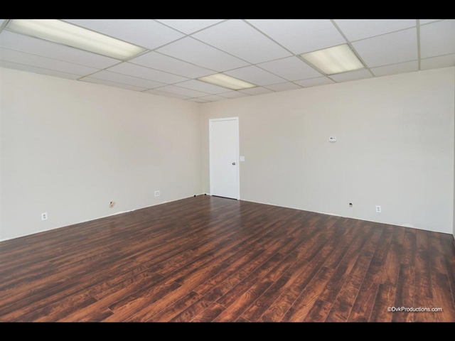 707 Civic Center Dr, Vista, California 92084, ,Commercial Lease,For Rent,707 Civic Center Dr,CR180068537