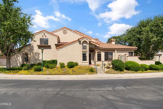 Detail Gallery Image 3 of 40 For 390 Country Club Dr #E,  Simi Valley,  CA 93065 - 3 Beds | 2/1 Baths