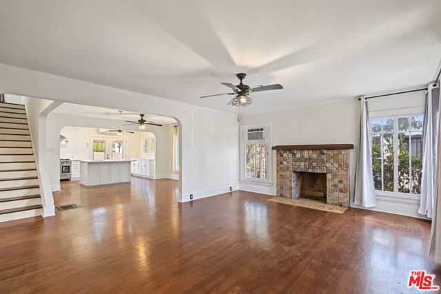 1283 South WINDSOR photo 6