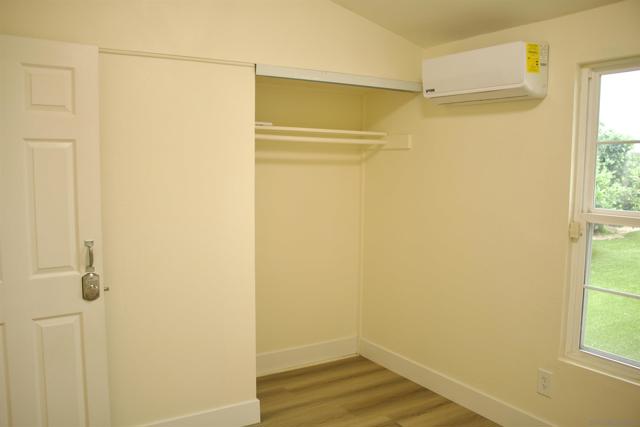 Image 15 of 35 For 4965 Ocean View Blvd