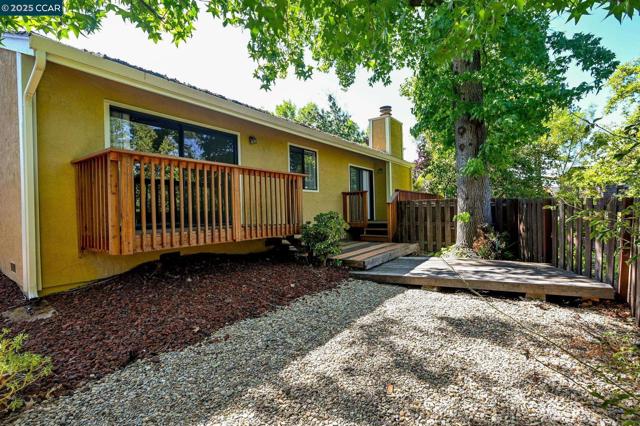 58 Ramsgate Lane, Pleasant Hill CA: https://media.crmls.org/mediaz/055d2978-30e4-423c-9240-f38005e5010e.jpg