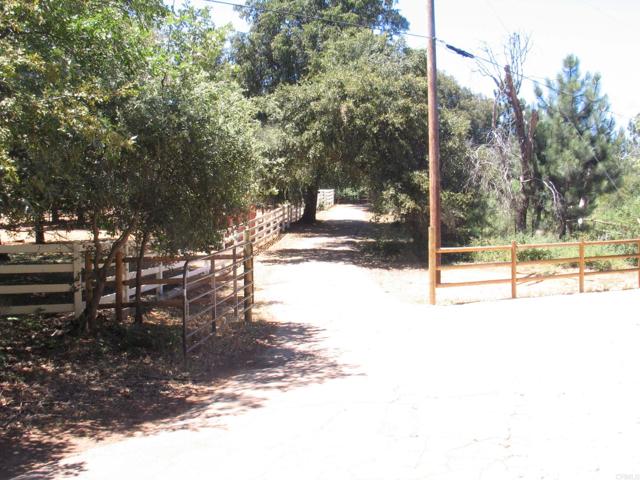 0 Belvedere Drive, Julian CA: https://media.crmls.org/mediaz/055d2e8c-6e26-4001-b763-99bf0854c248.jpg