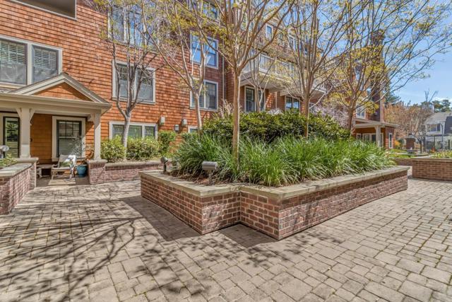 325 Channing Avenue, Palo Alto CA: https://media.crmls.org/mediaz/055d7db3-60bb-48d8-827e-6a6487e6b71b.jpg