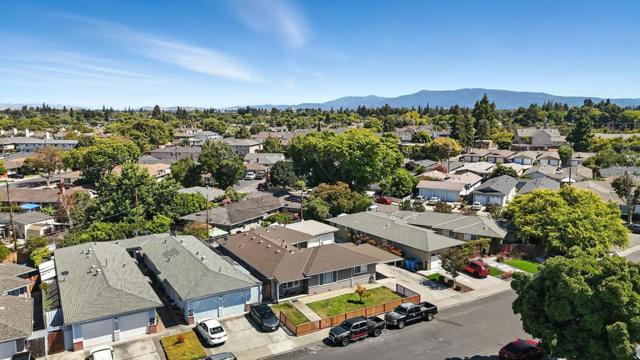 2475 Karen Drive, Santa Clara CA: https://media.crmls.org/mediaz/055d9051-468c-442e-bed4-f1dad9136256.jpg